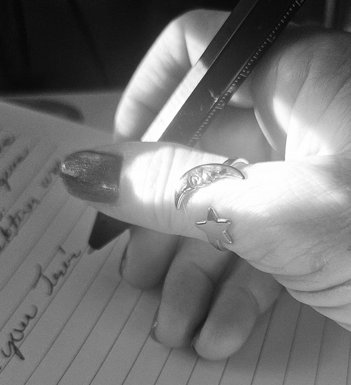 fotografía escribiendo mis ideas